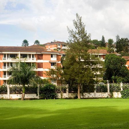Golf Course Apartments Кампала Екстериор снимка