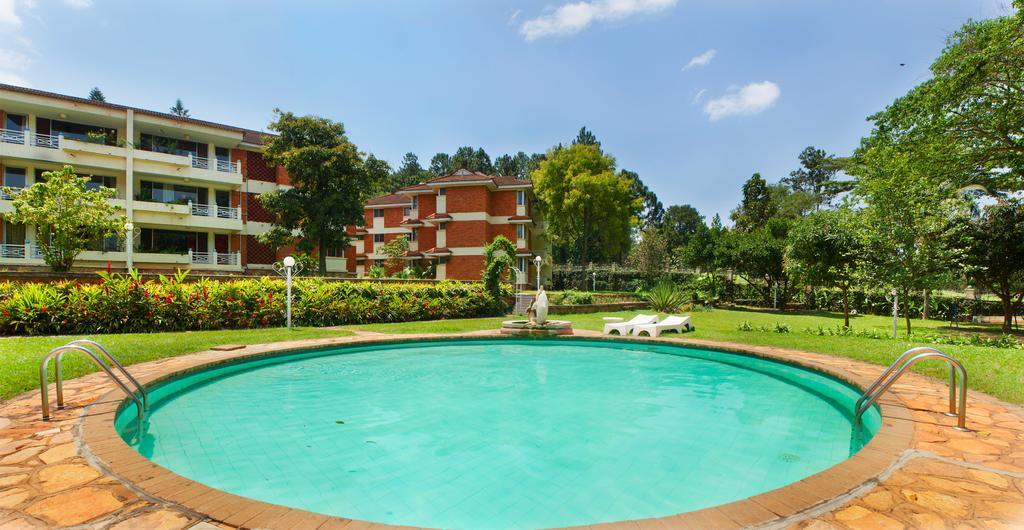 Golf Course Apartments Кампала Екстериор снимка