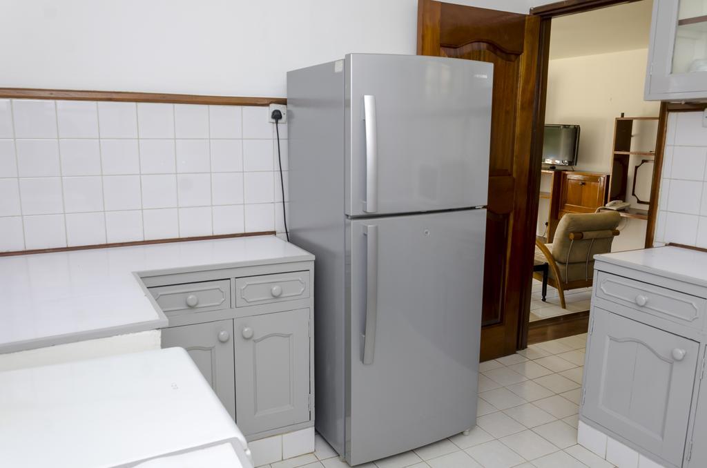 Golf Course Apartments Кампала Екстериор снимка